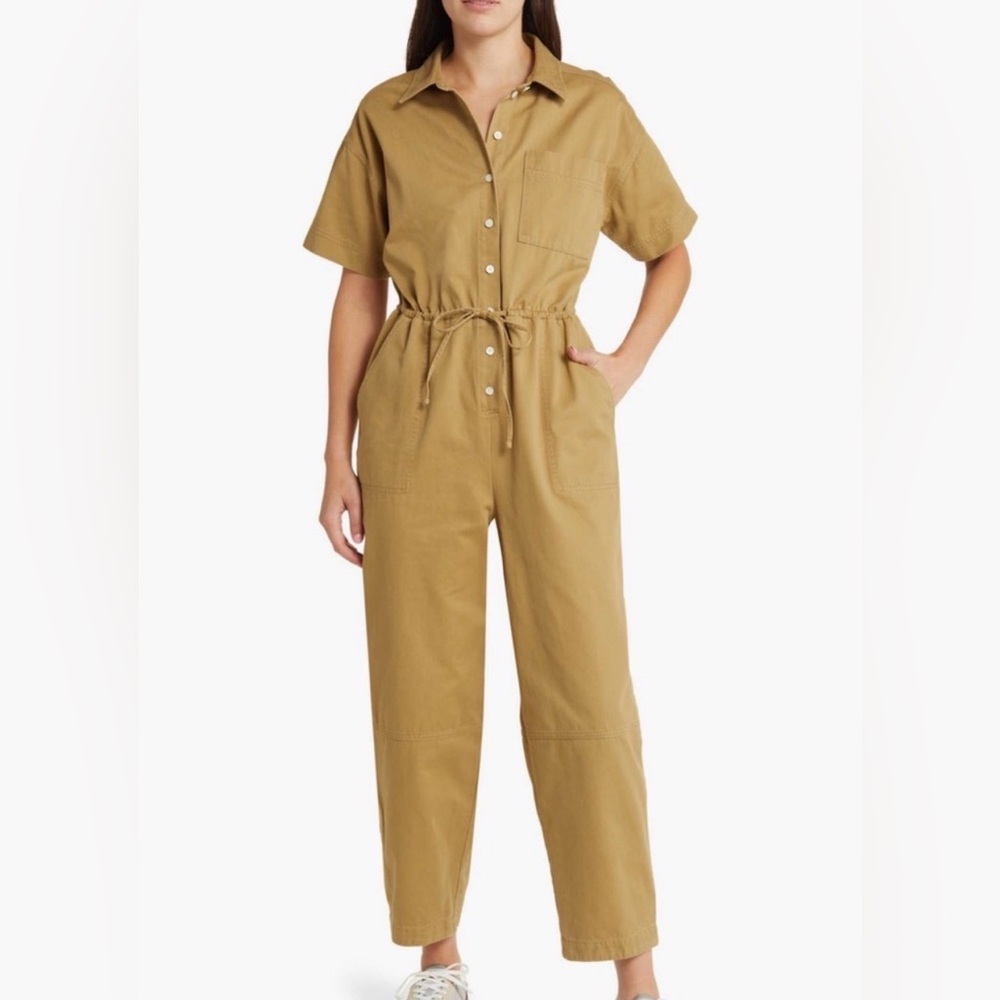 Madewell Tie-Waist Short-Sleeve Khaki Utility Jumpsuit in (Re)generative Chino 8
